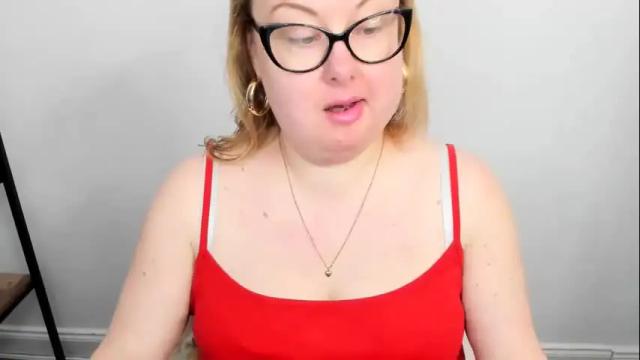 Image 4 of bonnieshining Stream on Chaturbate on 1 month ago