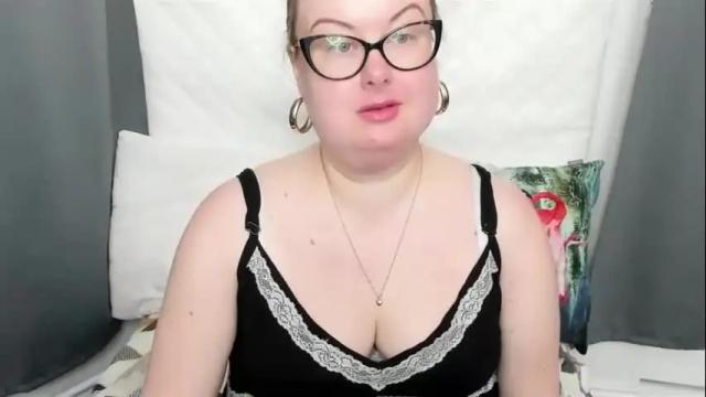 Image 2 of bonnieshining Stream on Chaturbate on 1 month ago