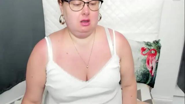 Image 4 of bonnieshining Stream on Chaturbate on 1 month ago