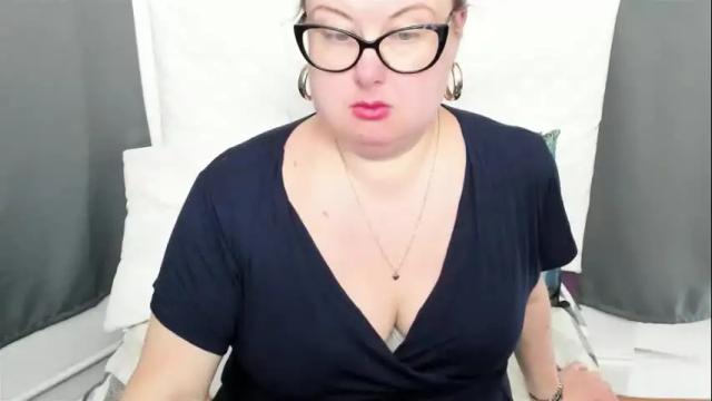 Image 3 of bonnieshining Stream on Chaturbate on 22 days ago