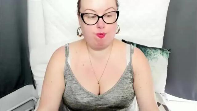 Image 2 of bonnieshining Stream on Chaturbate on 3 months ago