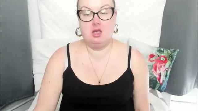 Image 3 of bonnieshining Stream on Chaturbate on 2 months ago