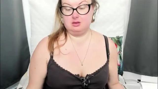 Image 8 of bonnieshining Stream on Chaturbate on 14 days ago