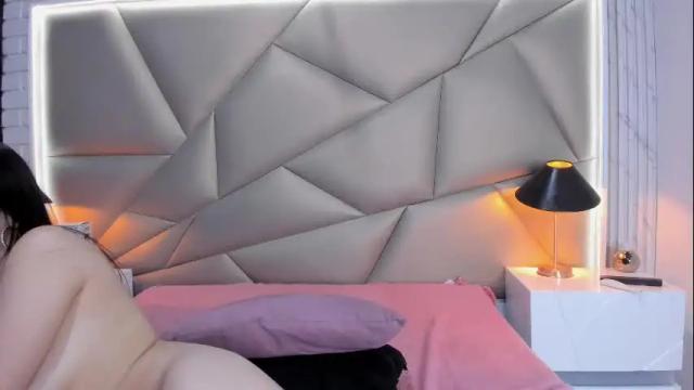 Image 10 of bonny_bonss Stream on Chaturbate on 27 days ago