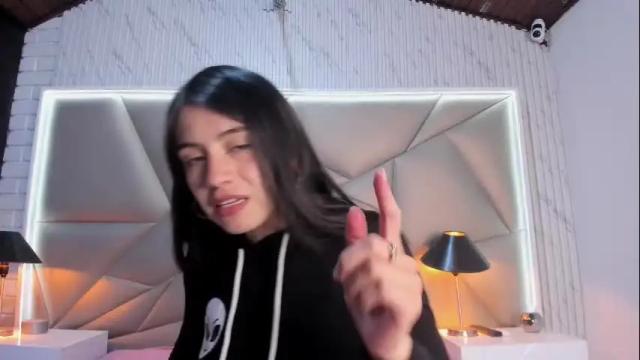 Image 8 of bonny_bonss Stream on Chaturbate on 26 days ago