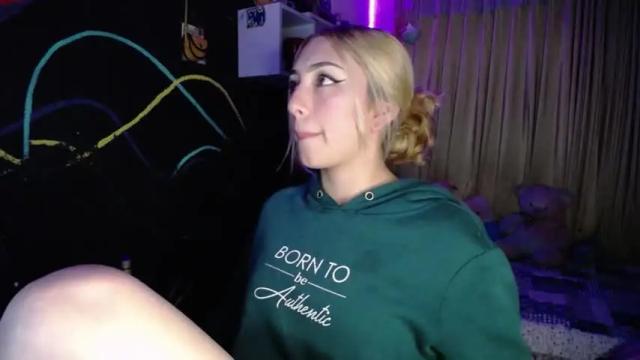 Image 4 of bonny_clyde_xx_ Stream on Chaturbate on 15 months ago
