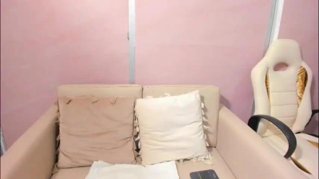 Image 2 of bonny_petite Stream on Chaturbate on 2 days ago