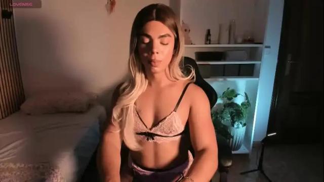 Thumbnail 2, bonny_shine599's Stream at Chaturbate, 17 days ago