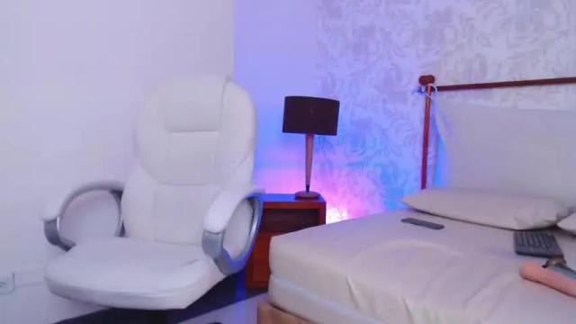 Image 7 of bonnyandmahia_gh Stream on Chaturbate on 18 months ago