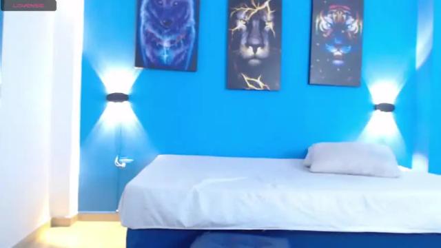 Image 8 of bony_and_claid Stream on Chaturbate on 27 months ago