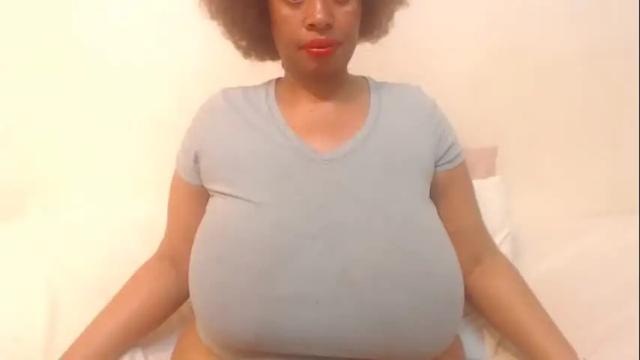 Image 12 of boobyqueen24 Stream on Chaturbate on 12 days ago