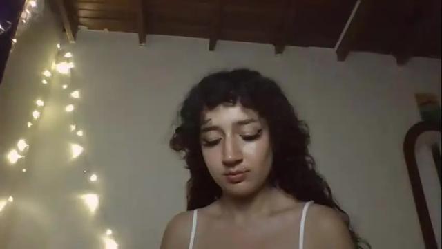 Image 7 of boomaria Stream on Chaturbate on 9 months ago