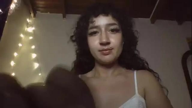 Image 8 of boomaria Stream on Chaturbate on 9 months ago