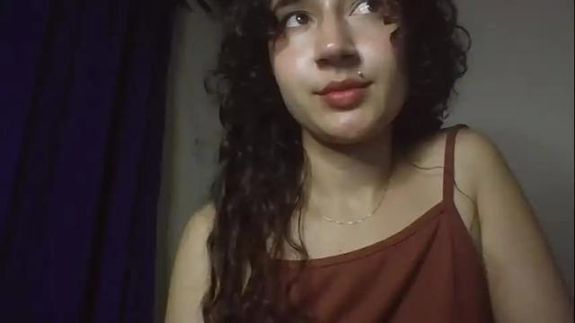 Image 12 of boomaria Stream on Chaturbate on 6 months ago