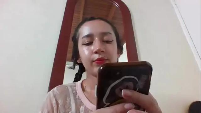 Image 6 of boomaria Stream on Chaturbate on 6 months ago