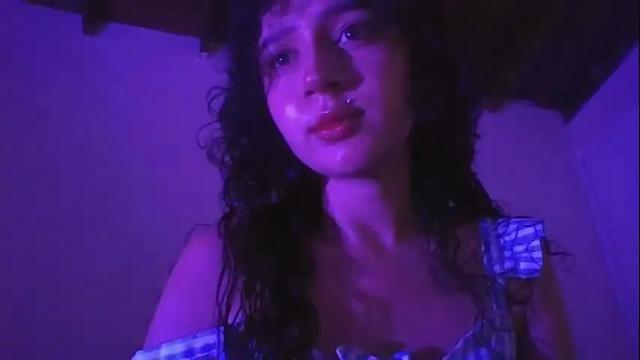 Image 3 of boomaria Stream on Chaturbate on 5 months ago