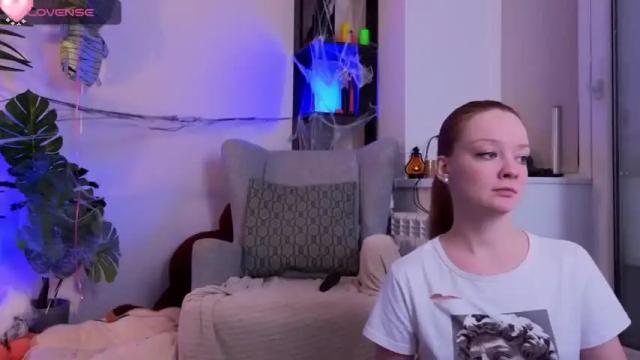 Image 4 of boooooom_ Stream on Chaturbate on 18 months ago