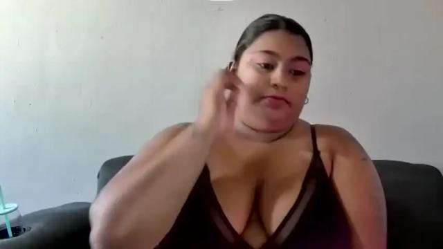 Image 2 of bootylicious02 Stream on Chaturbate on 1 month ago