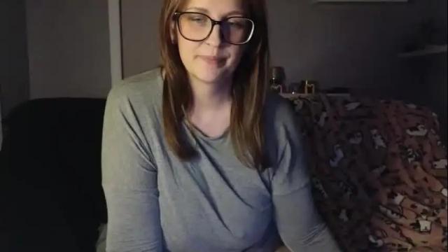 Image 8 of boredbustyhousewife Stream on Chaturbate on 1 month ago