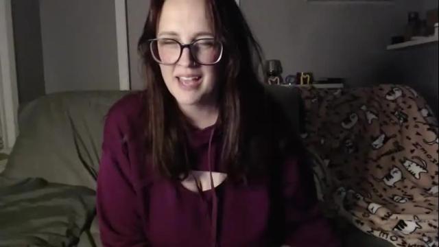 Image 4 of boredbustyhousewife Stream on Chaturbate on 20 days ago