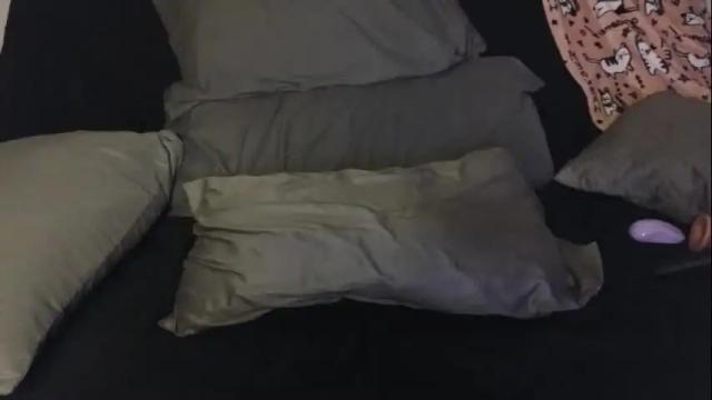 Image 11 of boredbustyhousewife Stream on Chaturbate on 3 months ago