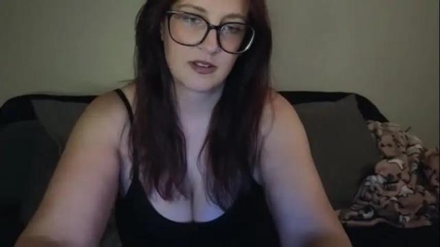 Image 10 of boredbustyhousewife Stream on Chaturbate on 1 month ago
