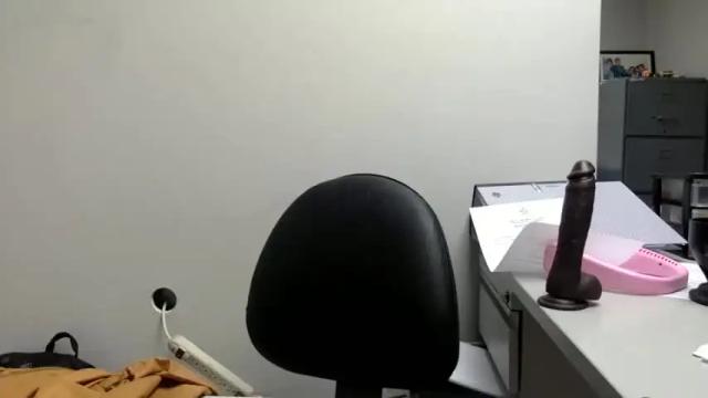 Image 8 of bosskathlyn Stream on Chaturbate on 17 months ago