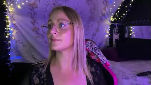 Thumbnail 3, bossmomma's Stream at Chaturbate, 3 months ago