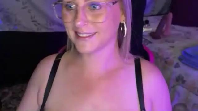 Image 3 of bossmomma Stream on Chaturbate on 2 months ago