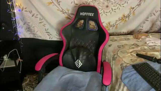 Image 12 of bossmomma Stream on Chaturbate on 1 month ago