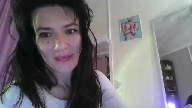 Image 12 of bossyiskitten Stream on Chaturbate on 2 months ago