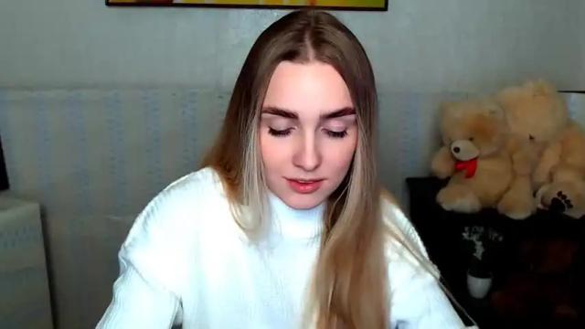 Image 2 of bottomless_eyes_ Stream on Chaturbate on 16 months ago