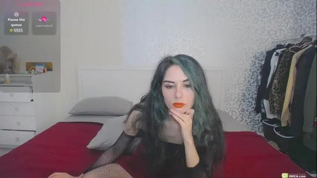 Image 4 of boxinghelen Stream on Chaturbate on 4 months ago