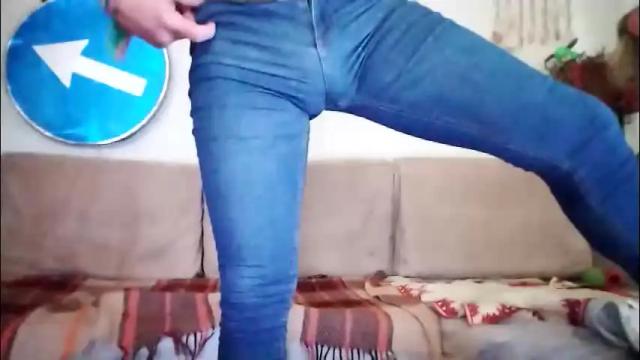 Image 2 of boy7oyy Stream on Chaturbate on 2 months ago