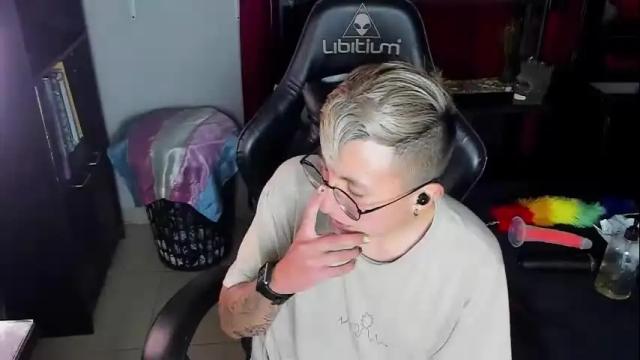 Image 11 of boy_trans Stream on Chaturbate on 26 days ago