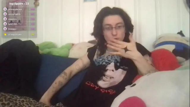 Image 4 of boywithbug Stream on Chaturbate on 8 months ago