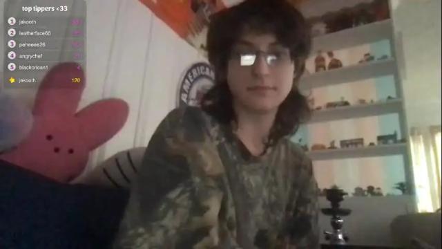 Image 2 of boywithbug Stream on Chaturbate on 8 months ago