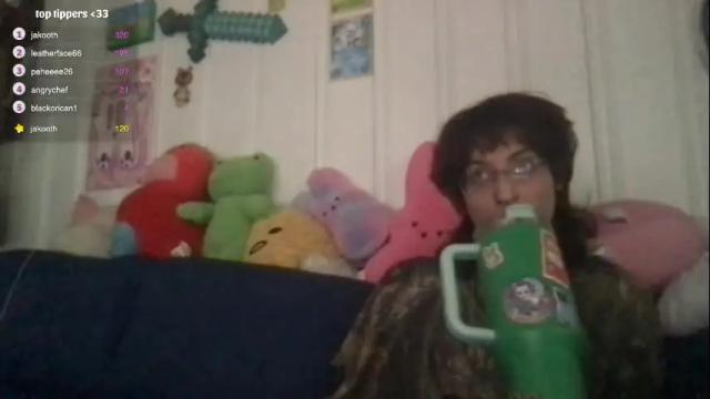 Image 6 of boywithbug Stream on Chaturbate on 8 months ago