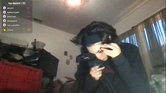 Image 7 of boywithbug Stream on Chaturbate on 8 months ago