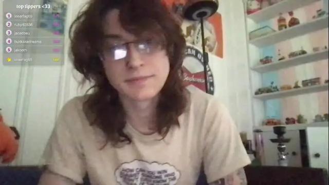 Image 11 of boywithbug Stream on Chaturbate on 6 months ago