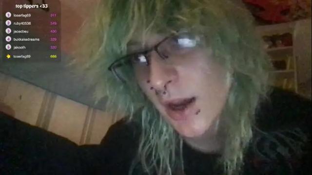 Image 4 of boywithbug Stream on Chaturbate on 4 months ago