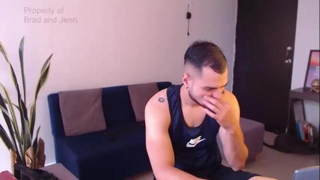 Image 4 of bradandjenn Stream on Chaturbate on 3 months ago