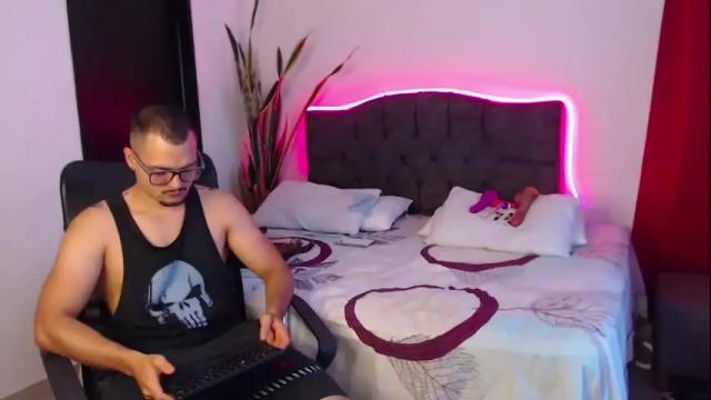 Thumbnail 3, bradandjenn's Stream at Chaturbate, 20 days ago