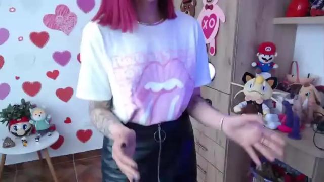 Image 11 of bradandmiahot Stream on Chaturbate on 15 months ago