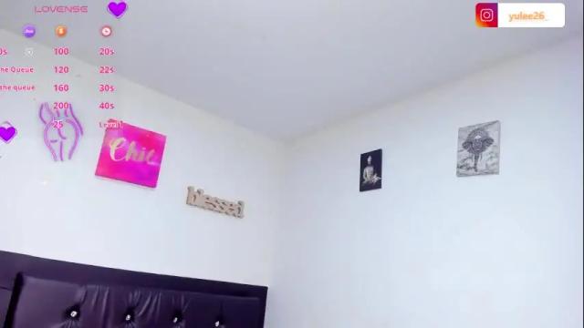 Image 7 of brandibrow Stream on Chaturbate on 27 days ago