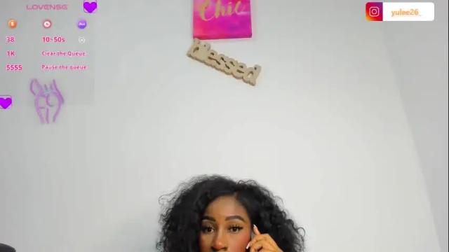 Image 7 of brandibrow Stream on Chaturbate on 7 months ago