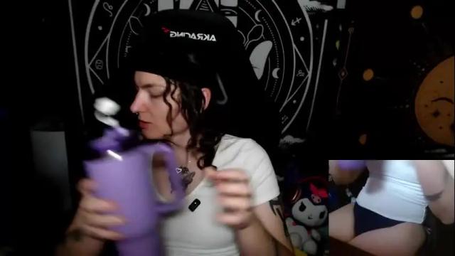 Image 4 of brandiwrld999 Stream on Chaturbate on 25 days ago
