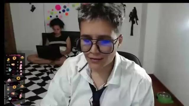 Image 3 of brattandmadison Stream on Chaturbate on 19 months ago