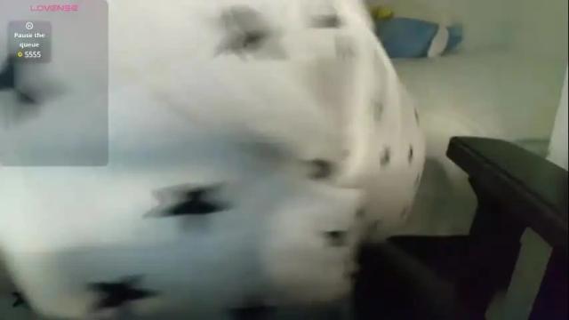 Image 6 of bratz_evans Stream on Chaturbate on 12 days ago