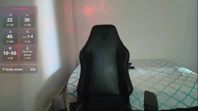 Image 11 of bratz_evans Stream on Chaturbate on 21 days ago